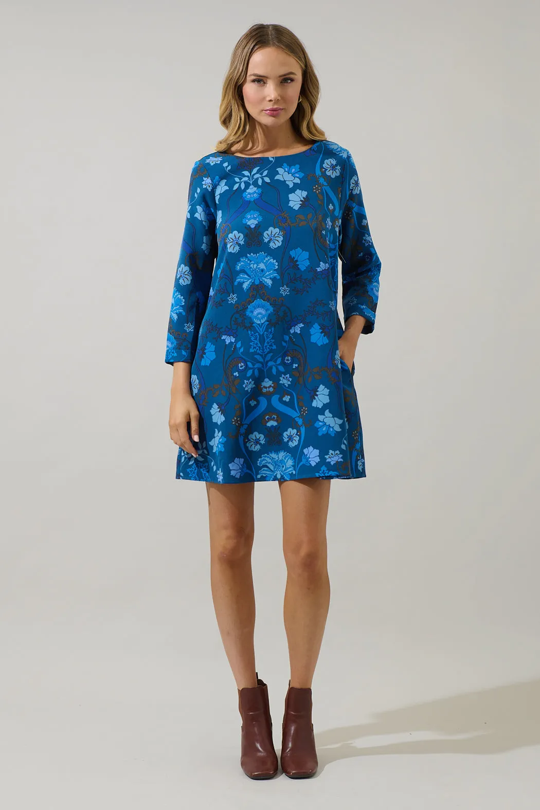 Palmate Floral Lonna Shift Mini Dress sold by Sugarlips product image thumbnail 5