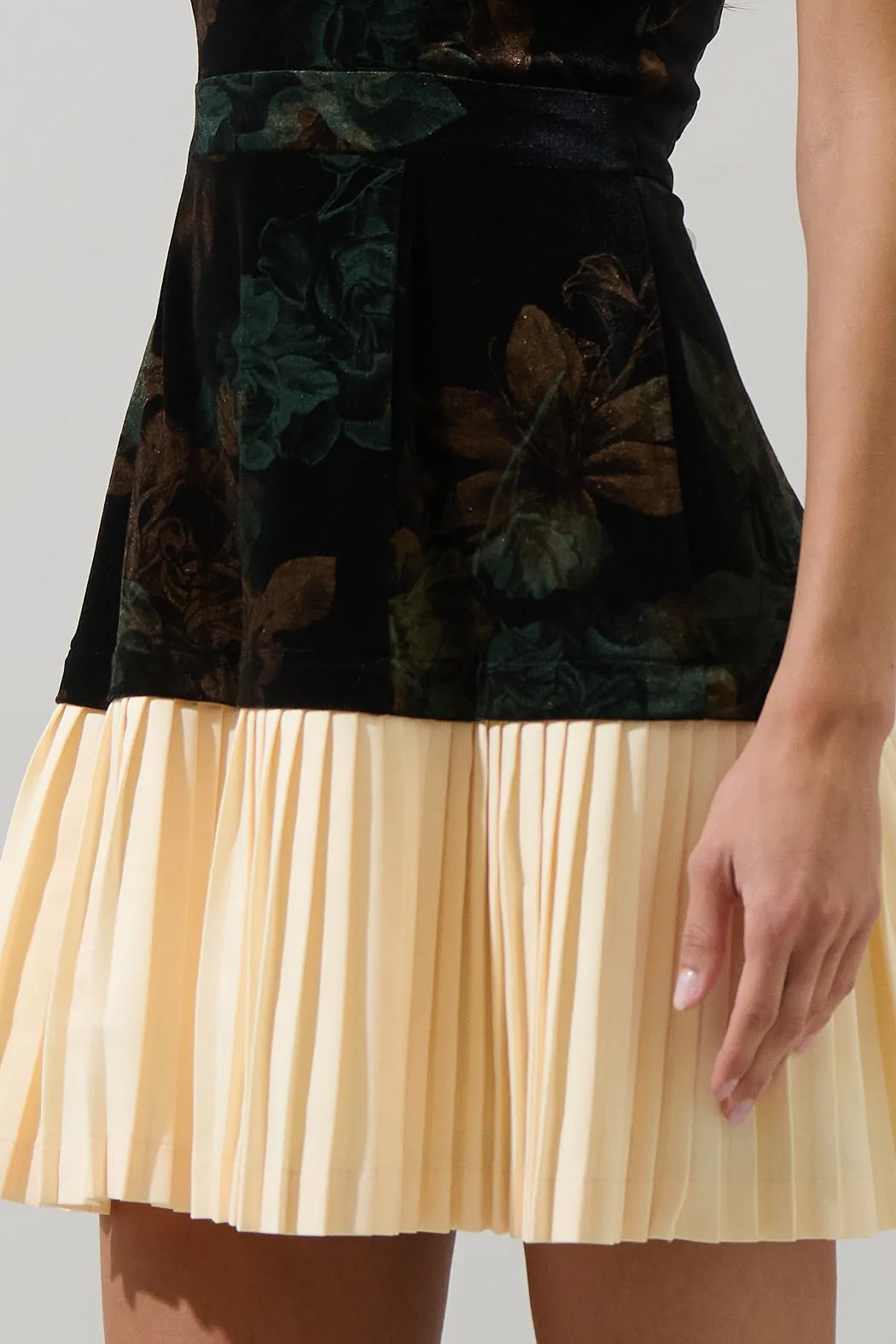 Fenrin Velvet Floral Strapless Mini Dress sold by Sugarlips product image thumbnail 5