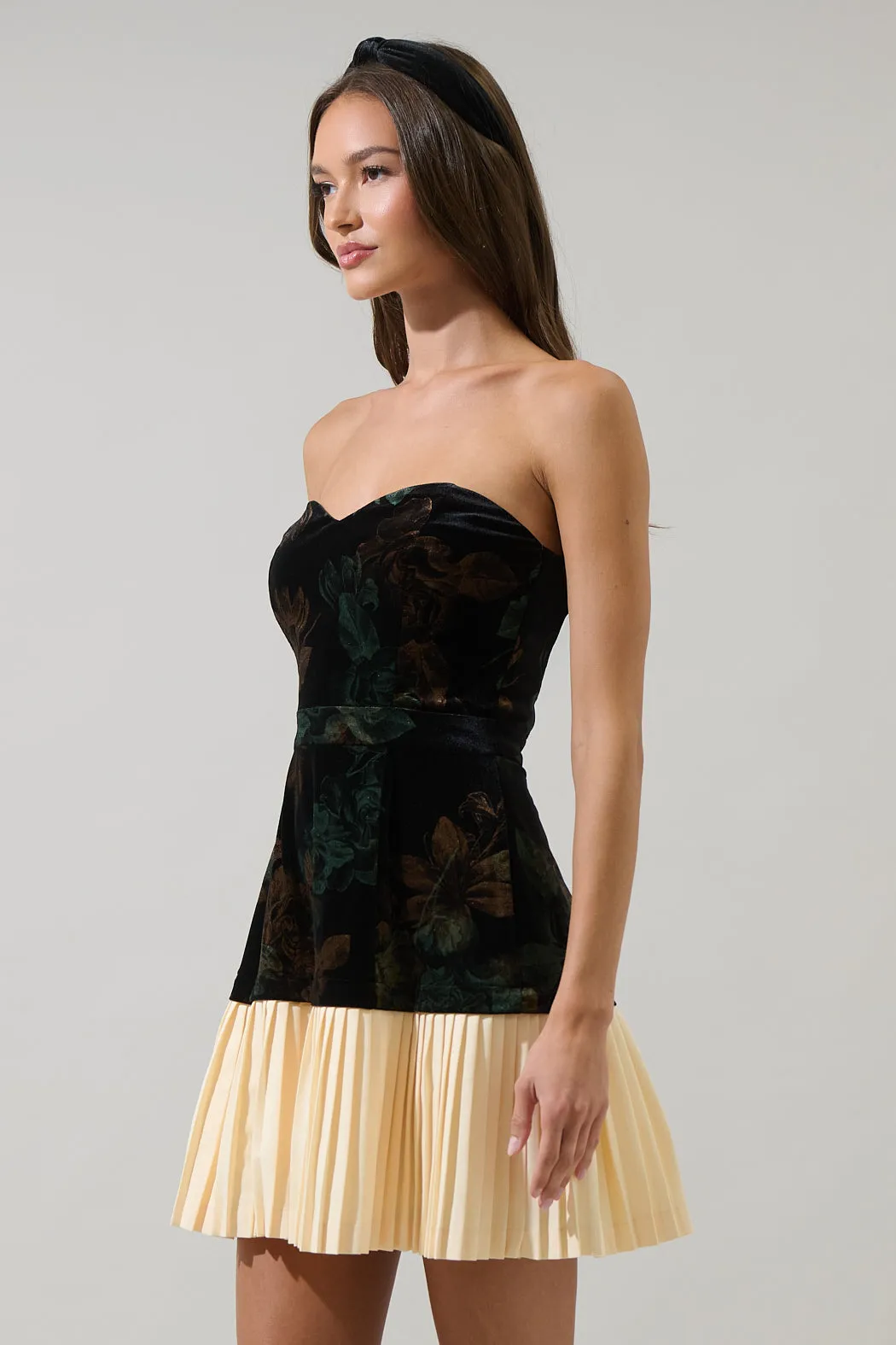 Fenrin Velvet Floral Strapless Mini Dress sold by Sugarlips product image thumbnail 3