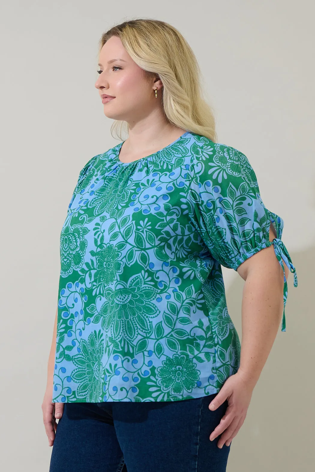 Tressa Floral Kareli Puff Sleeve Top Curve sold by Sugarlips product image thumbnail 3