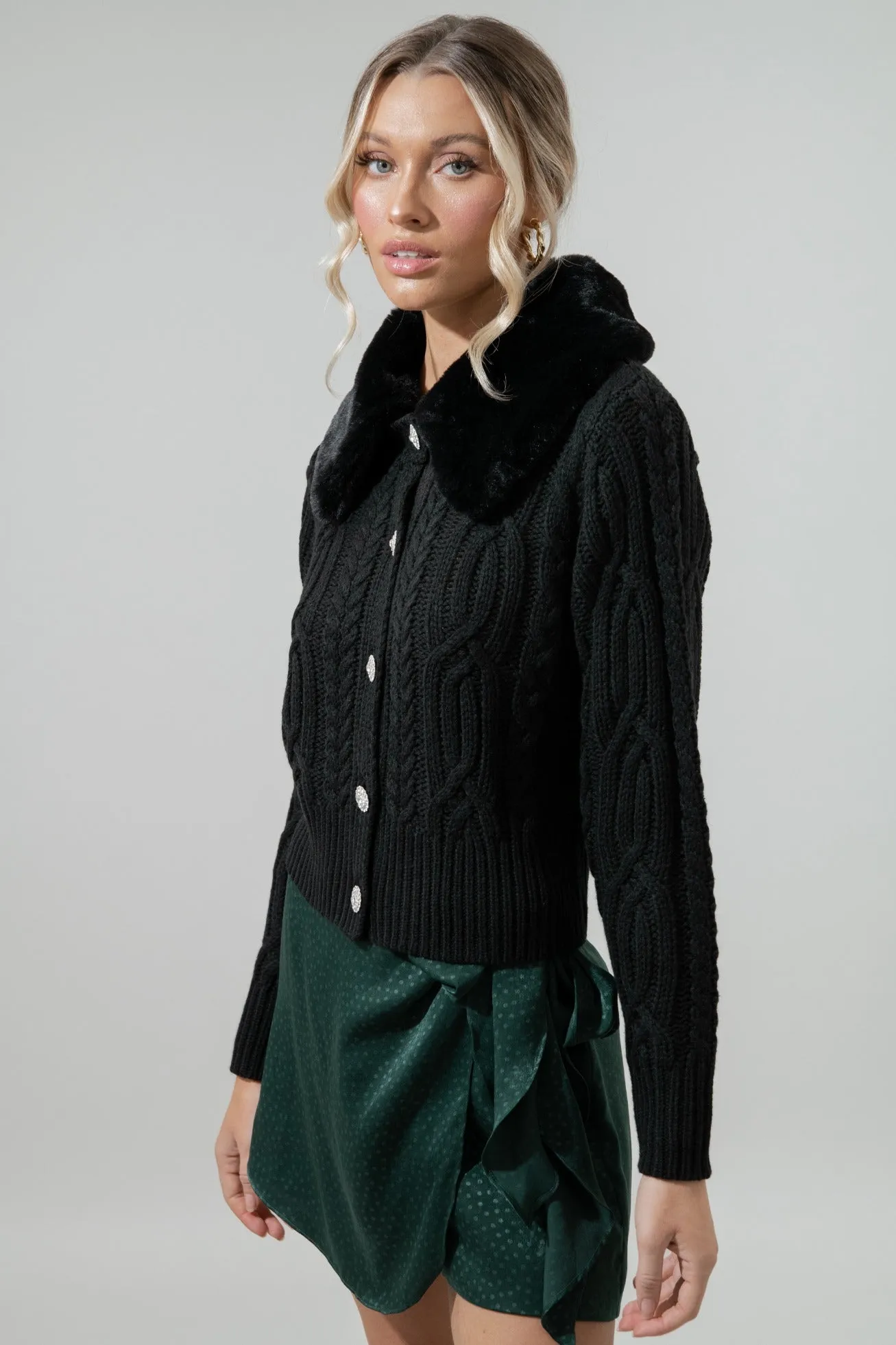 In a Flurry Cable Knit Detachable Fur Collar Cardigan sold by Sugarlips product image thumbnail 2