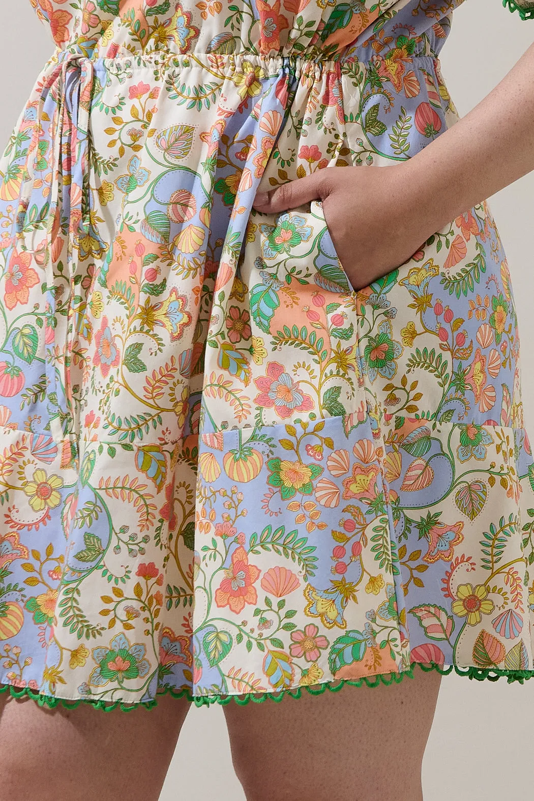 Zamara Floral Bouse Shift Mini Dress Curve sold by Sugarlips product image thumbnail 5