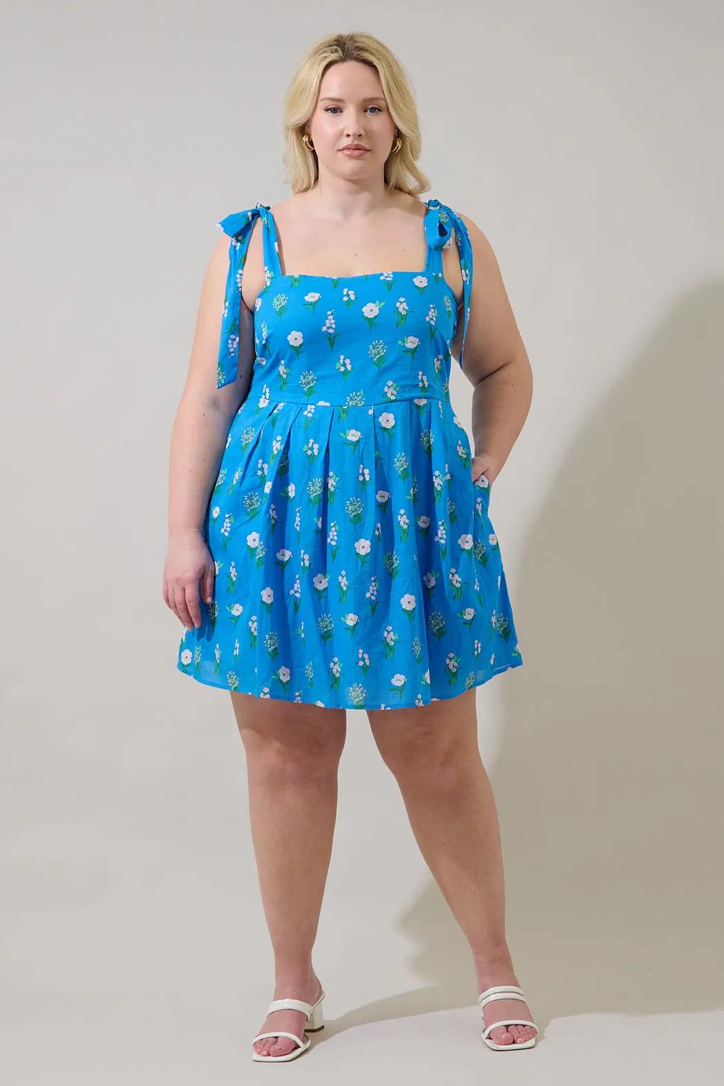 Jazleen Floral Gracia Pleated Mini Dress Curve sold by Sugarlips product image thumbnail 4