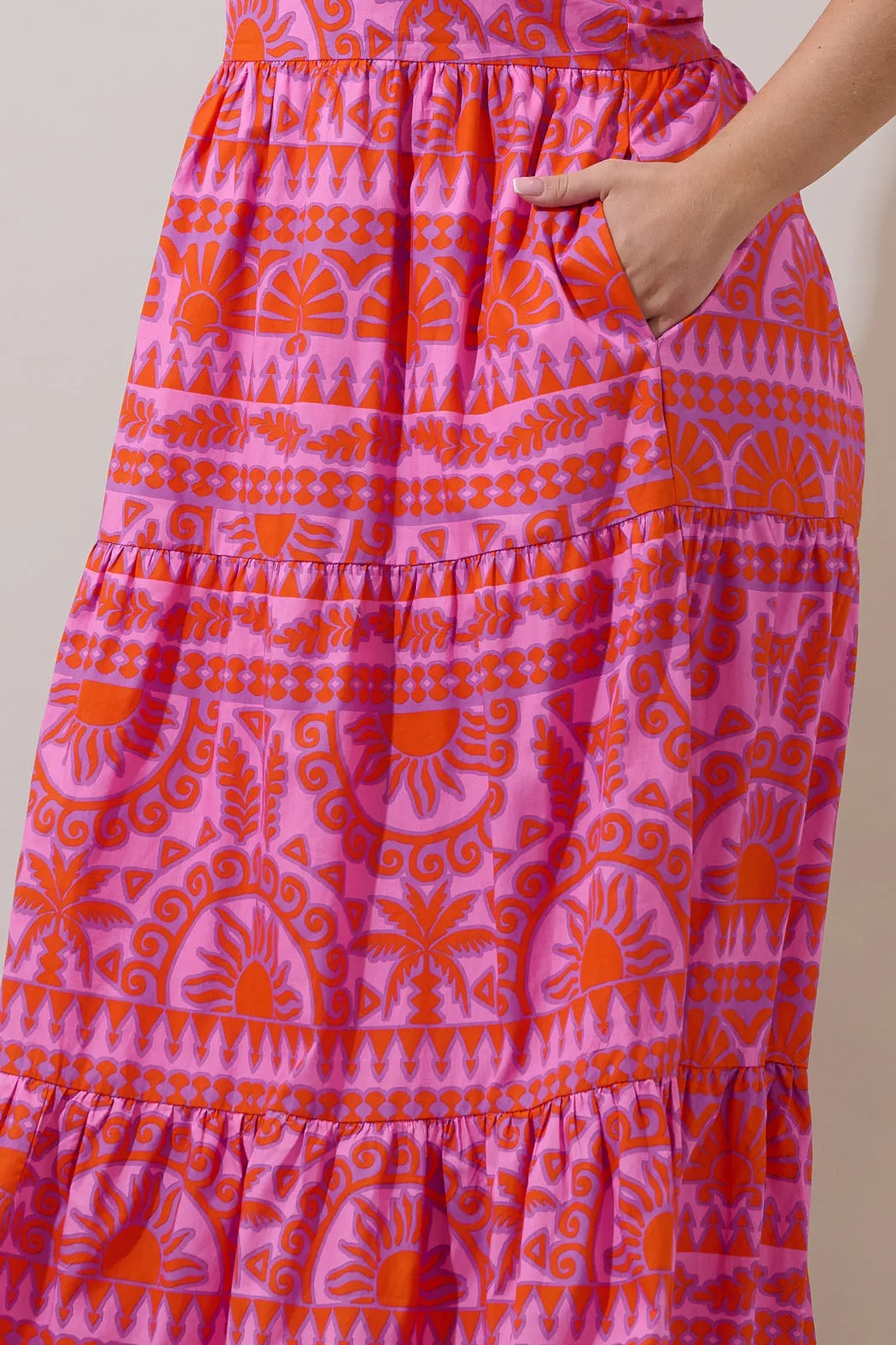 Tarie Tropical Emely Tiered Maxi Dress Curve sold by Sugarlips product image thumbnail 4