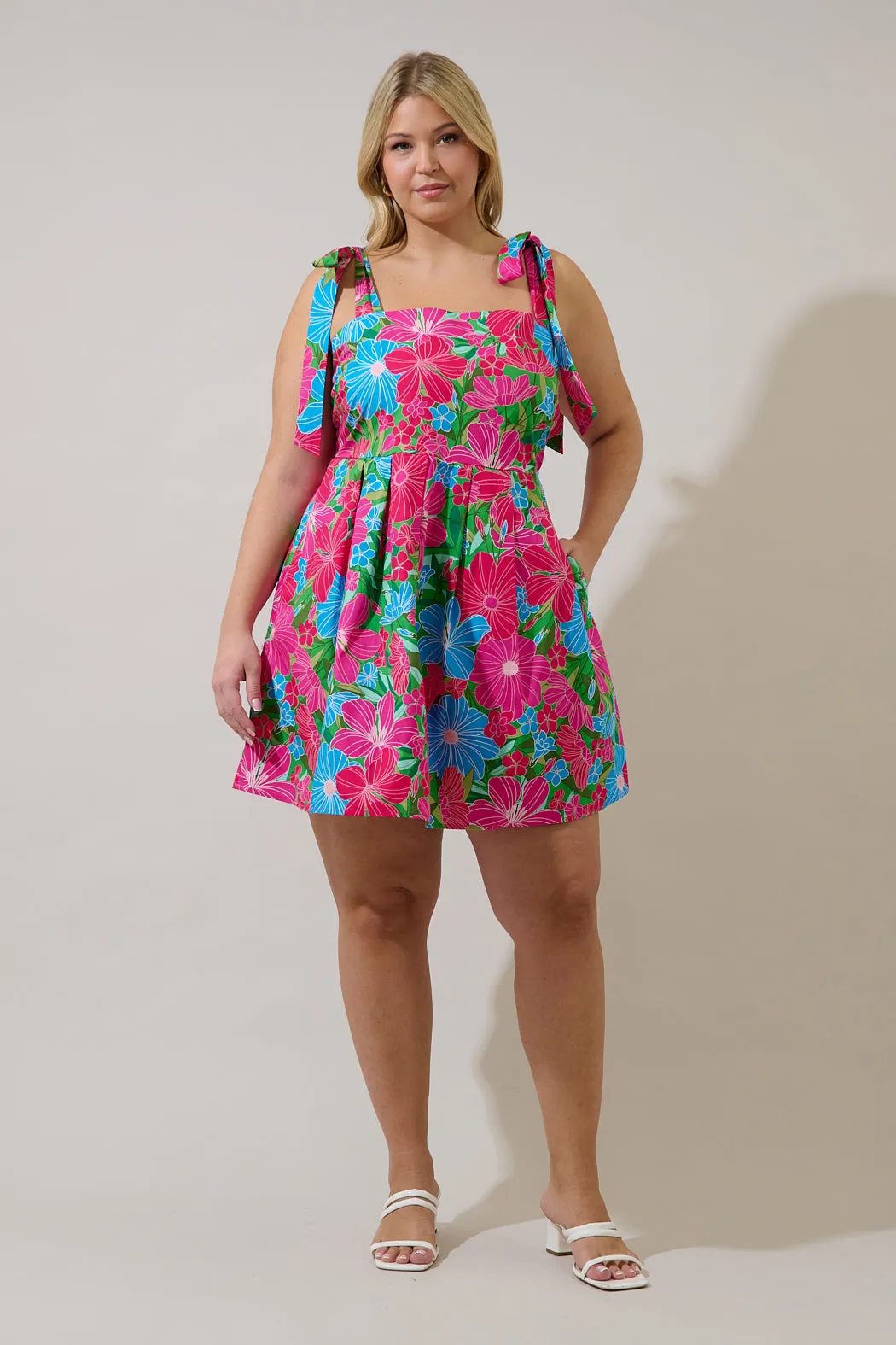 Gracia Pleated Mini Dress Mervy Floral Curve sold by Sugarlips product image thumbnail 4
