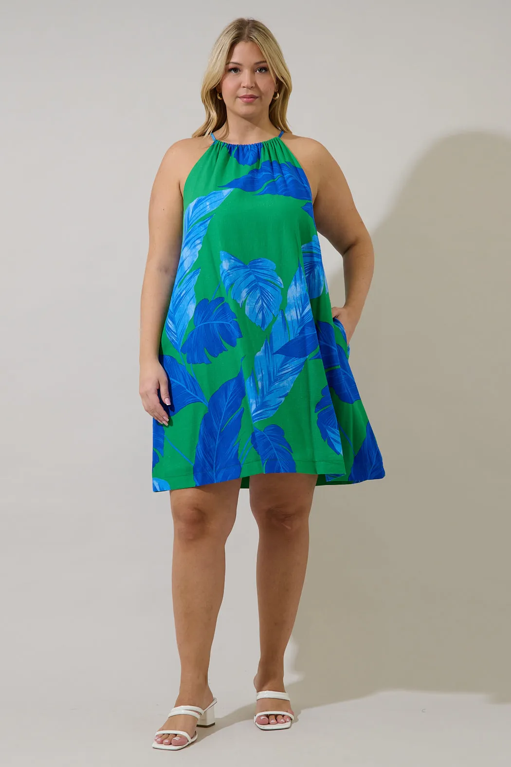 Haity Shift Mini Dress Gresia Tropical Curve sold by Sugarlips product image thumbnail 4