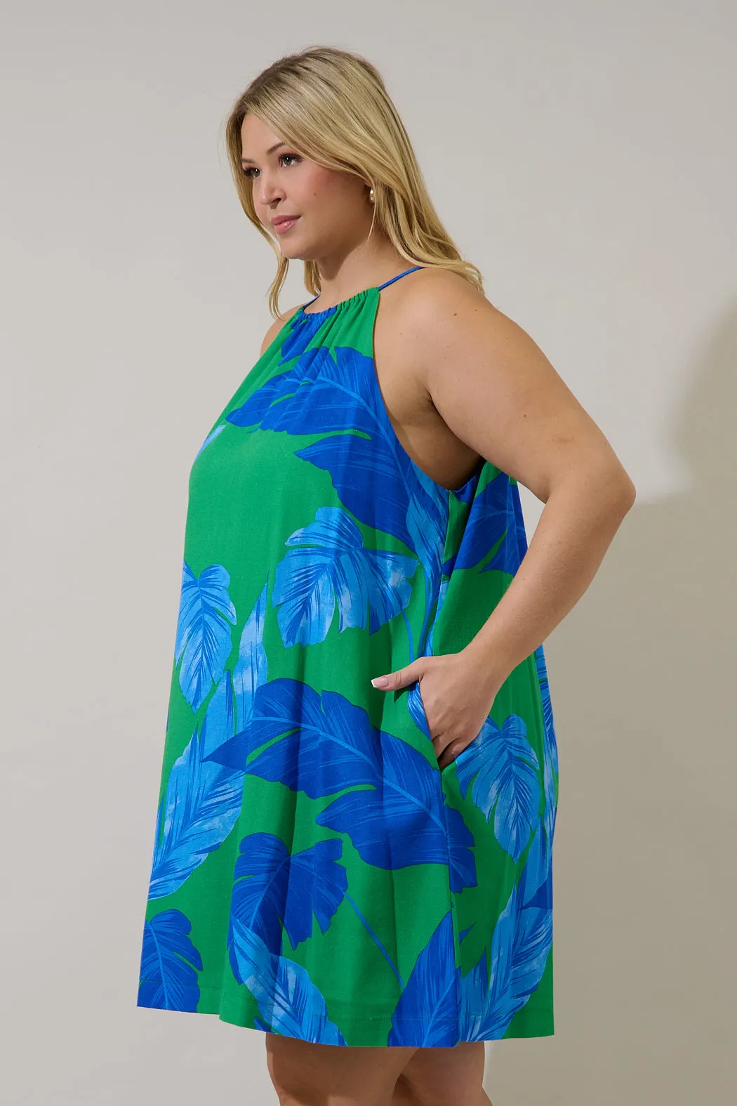 Haity Shift Mini Dress Gresia Tropical Curve sold by Sugarlips product image thumbnail 3