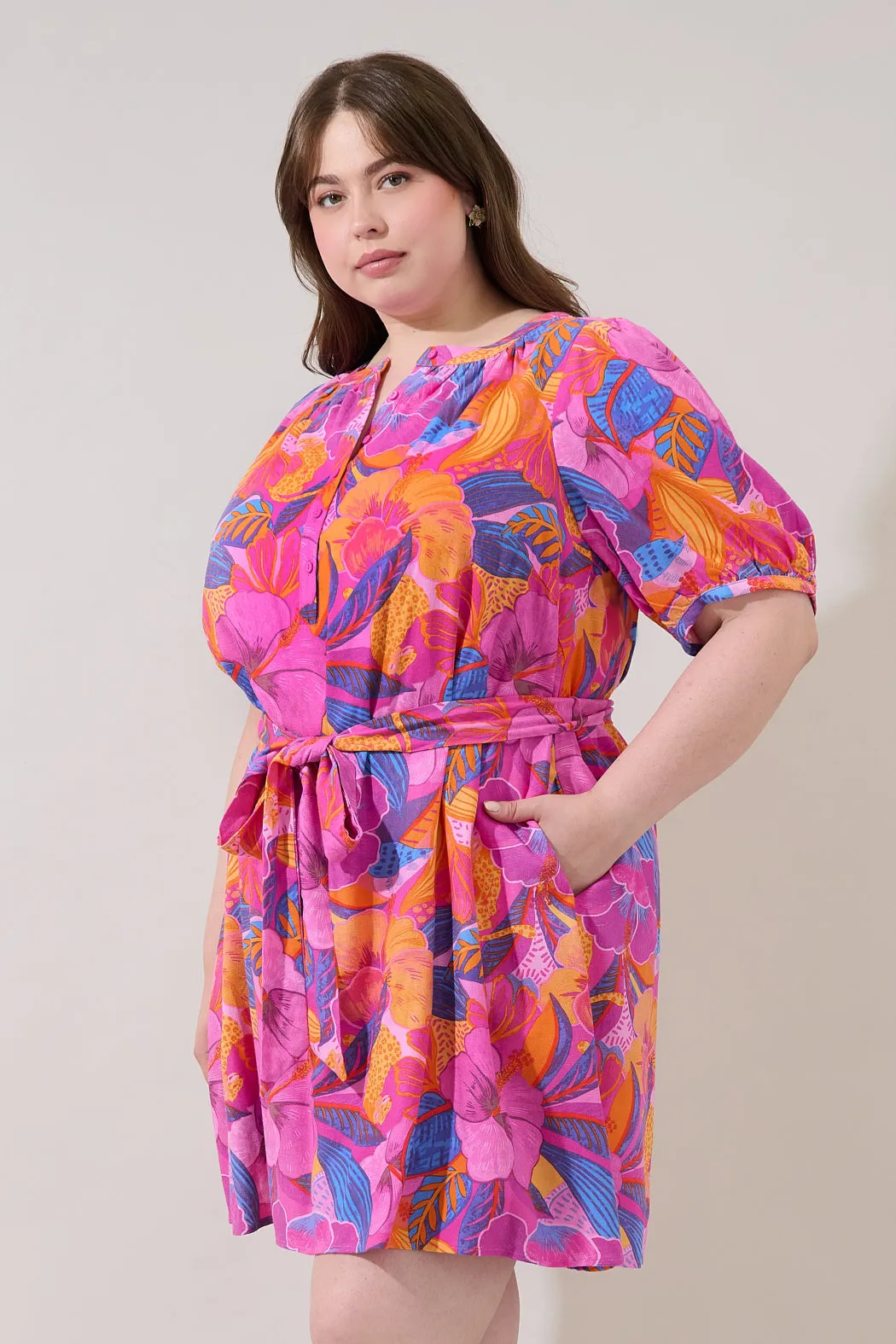 Samrie Shift Mini Dress Chelsy Floral Curve sold by Sugarlips product image thumbnail 3