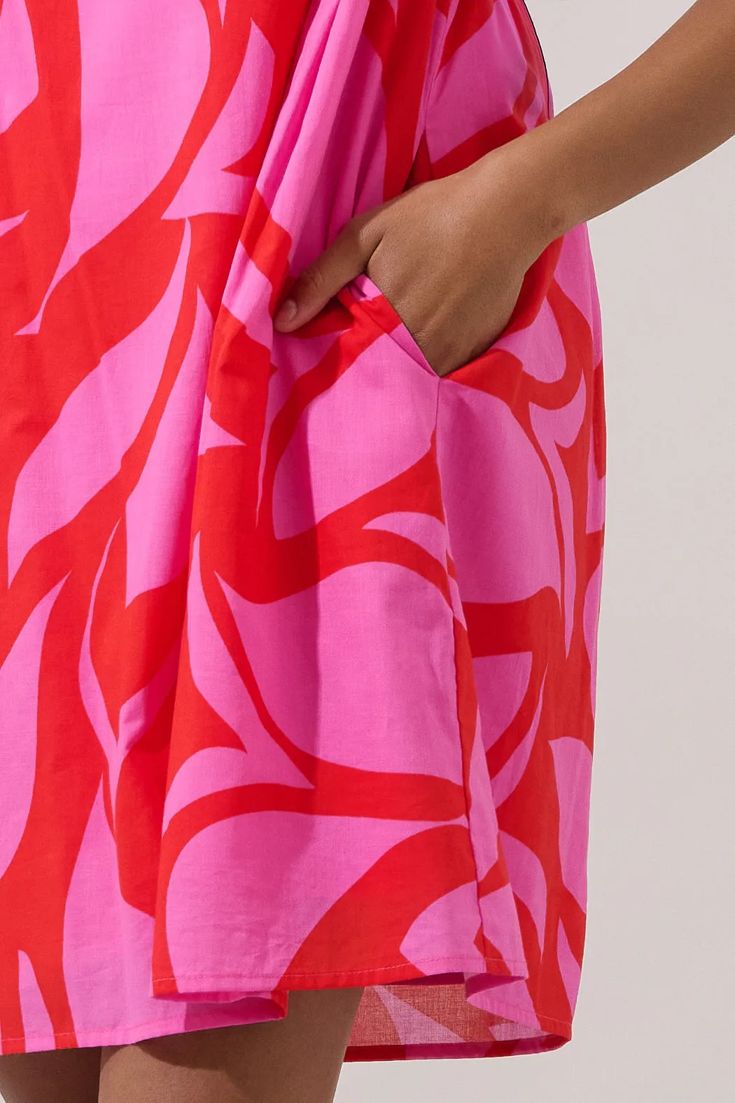 Renie Shift Mini Dress Abstract sold by Sugarlips product image thumbnail 5