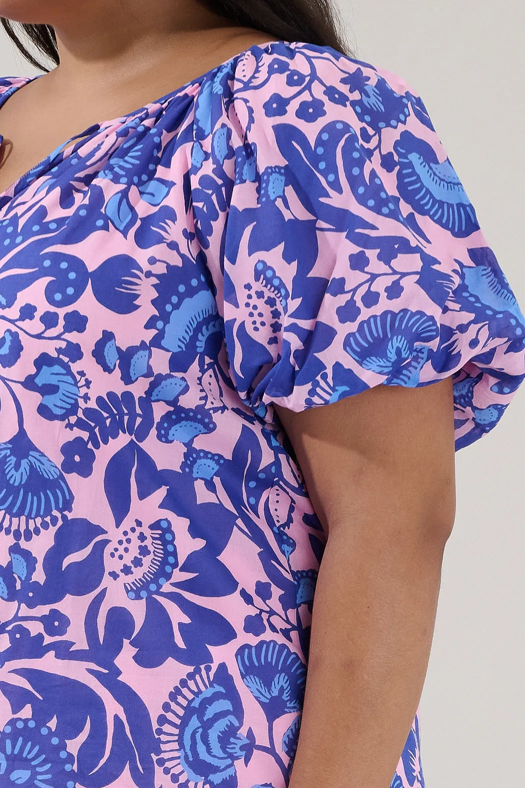 Overseas Balloon Sleeve Top Floral Curve sold by Sugarlips product image thumbnail 5