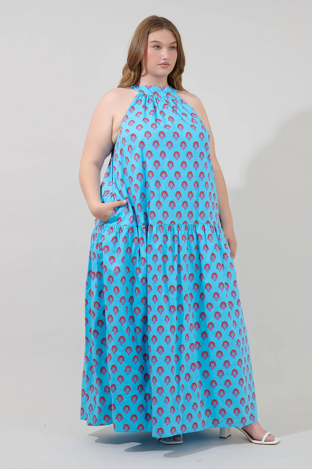 Evonne Maxi Dress Floral Curve sold by Sugarlips product image thumbnail 3