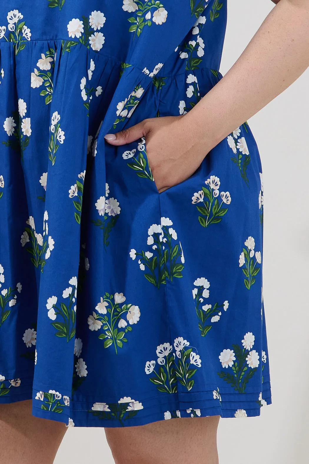 Requis Shift Mini Dress Floral Curve sold by Sugarlips product image thumbnail 5