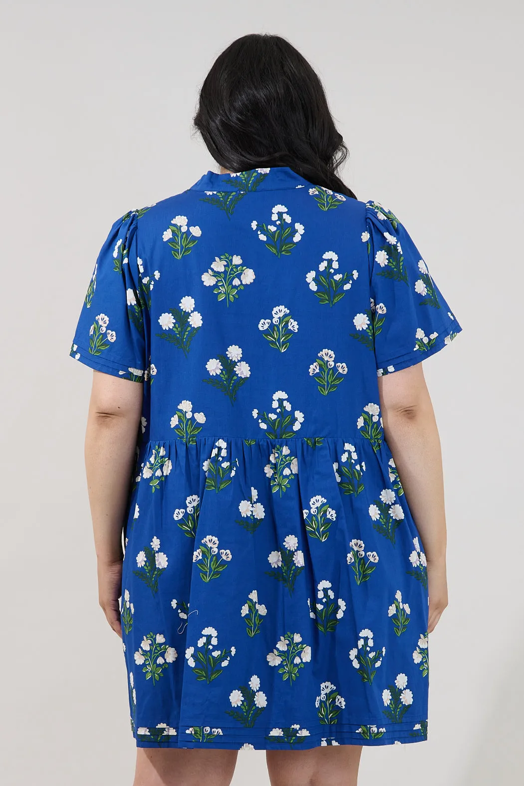 Requis Shift Mini Dress Floral Curve sold by Sugarlips product image thumbnail 2
