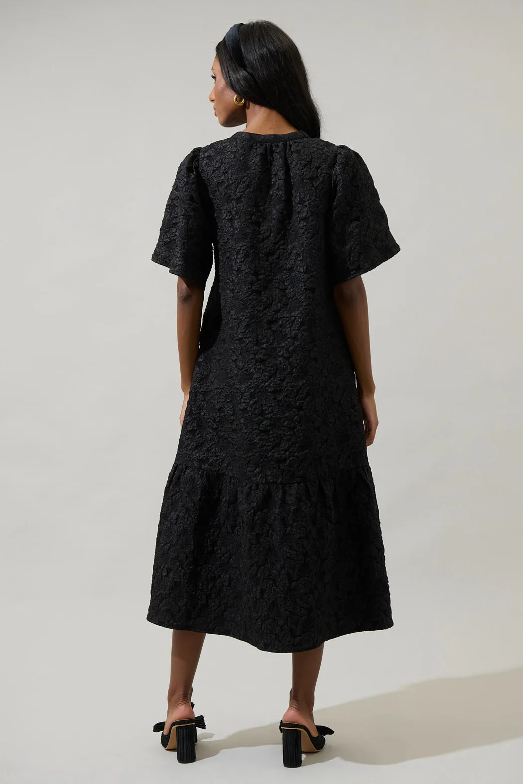 Arielle Jacquard Floral Ely Midi Dress sold by Sugarlips product image thumbnail 2