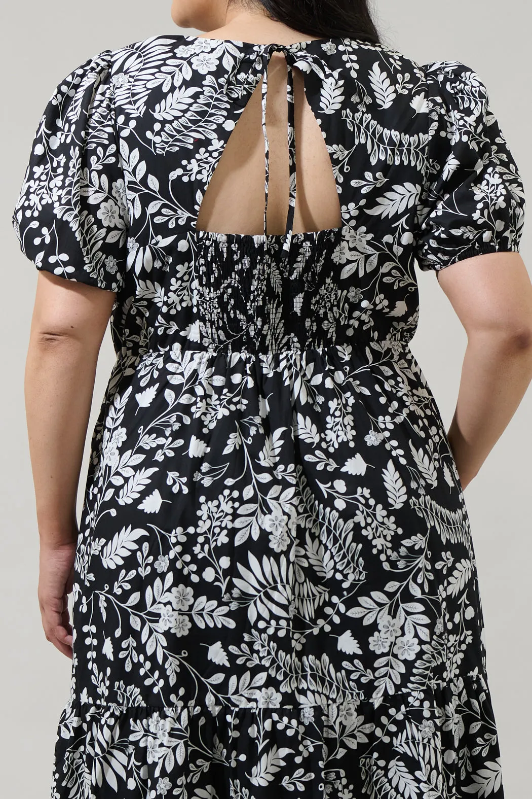 Pine Hill Floral Becca Tiered Maxi Dress Curve sold by Sugarlips product image thumbnail 4