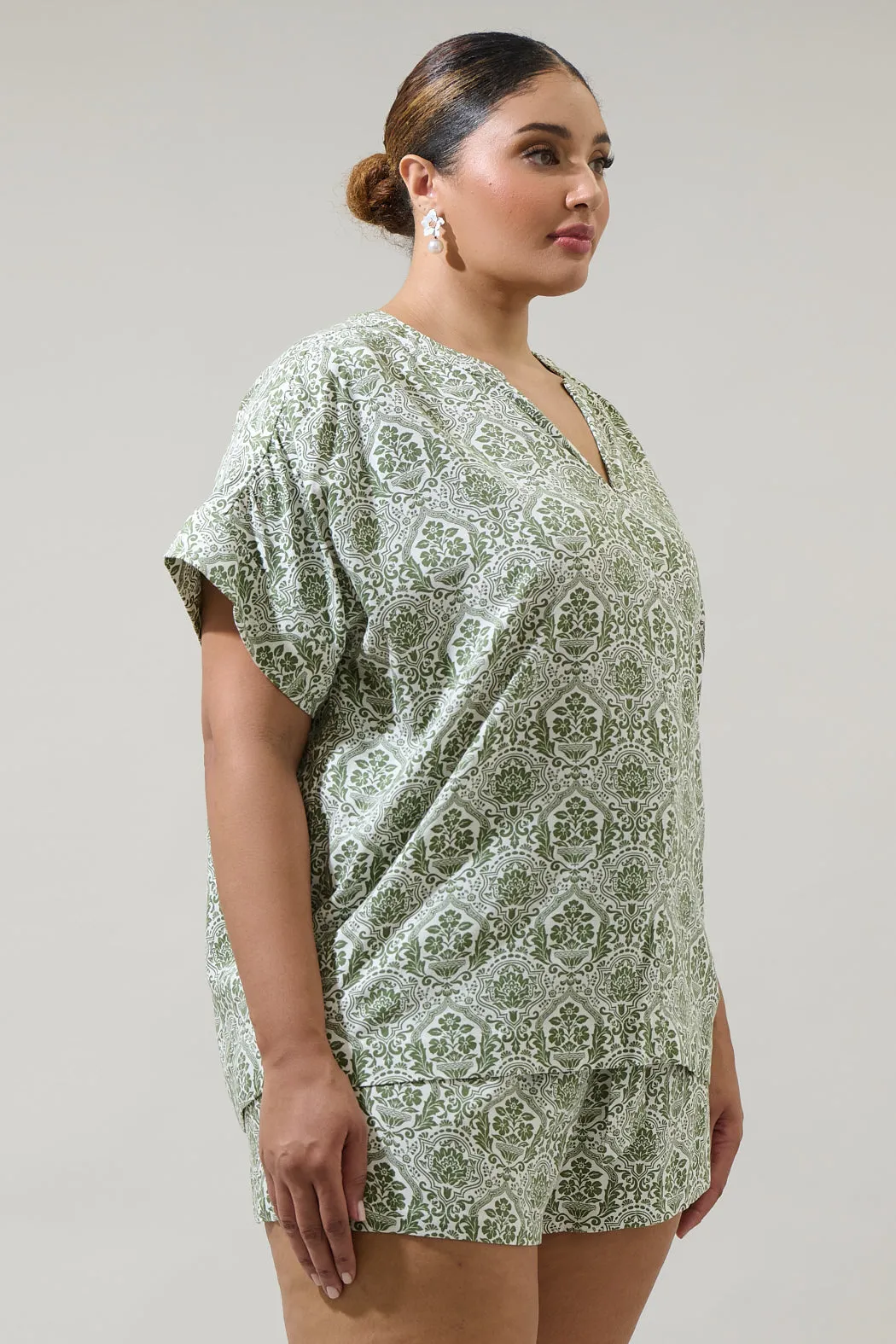 Estrada Floral Miah Split Neck Blouse Curve sold by Sugarlips product image thumbnail 3