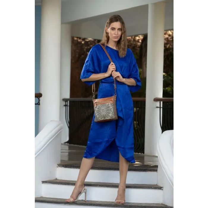 Dizzy Circle Small Crossbody Bag sold by Sunbeam product image thumbnail 5