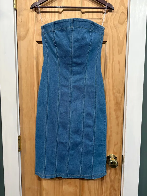 Sleeveless Stitch Detail maxi Denim Dress with Back Slit made by Timing
