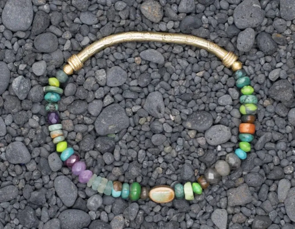 Clean Up the Desk Bracelet sold by Sunbeam