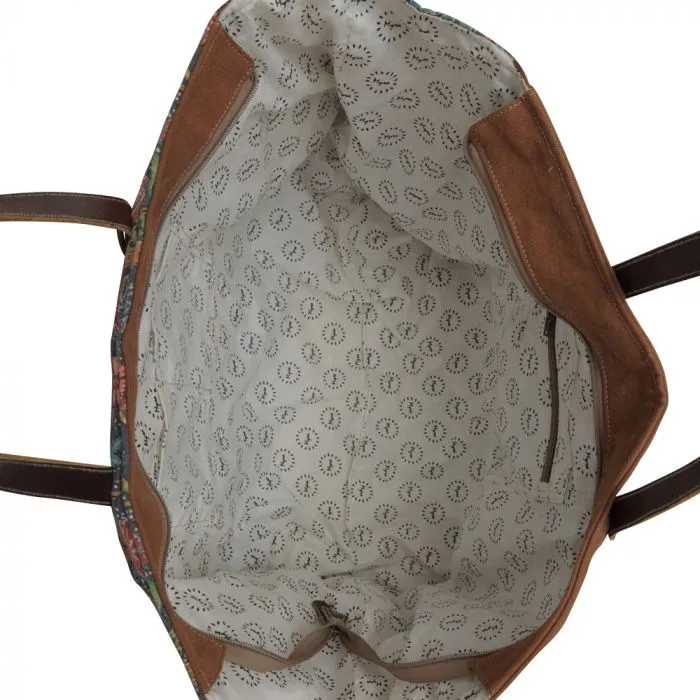 Fyole Weekender Bag sold by Sunbeam product image thumbnail 3