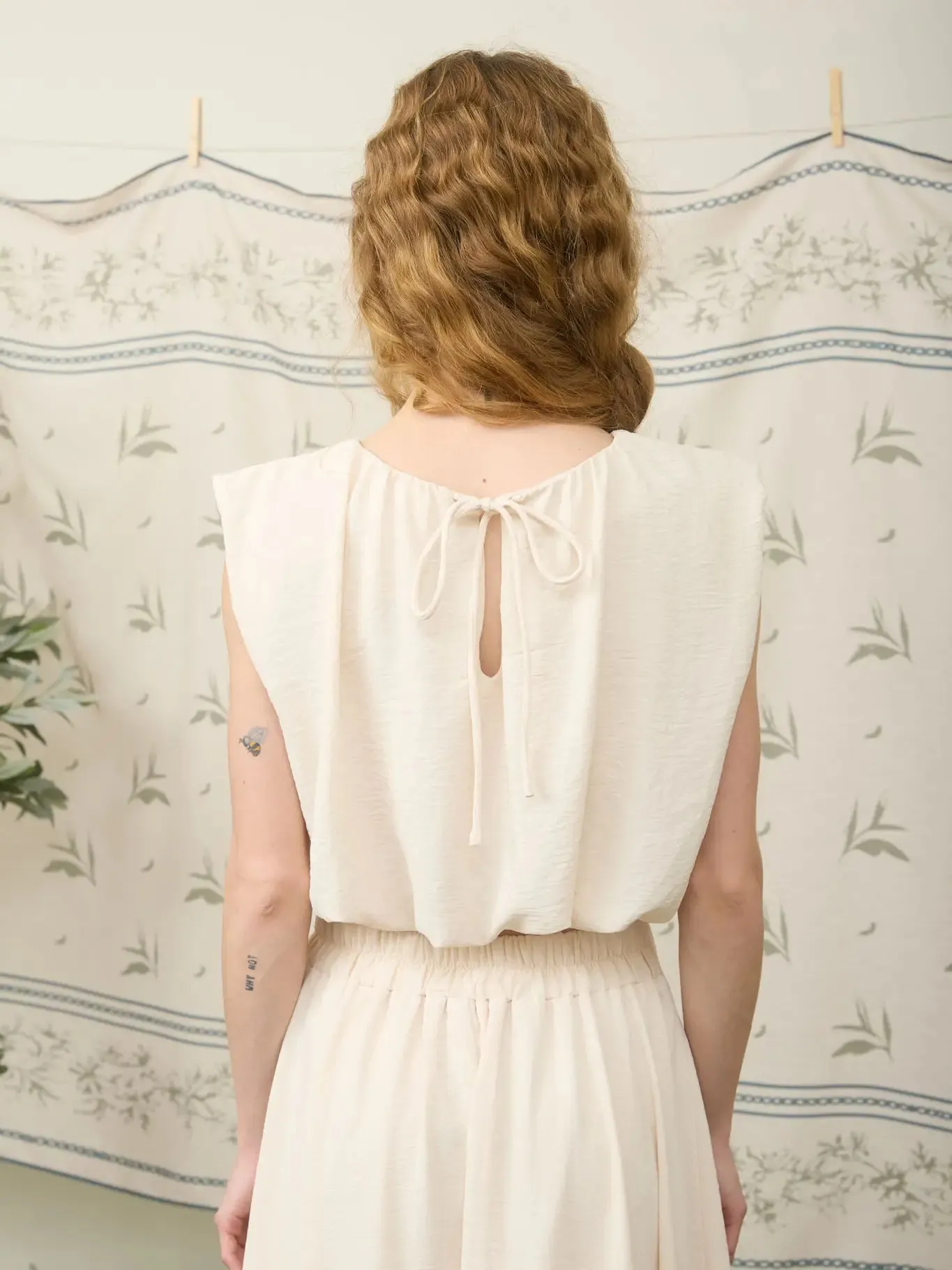 Sleeveless Balloon Crop Top- Shell sold by Sunbeam product image thumbnail 2