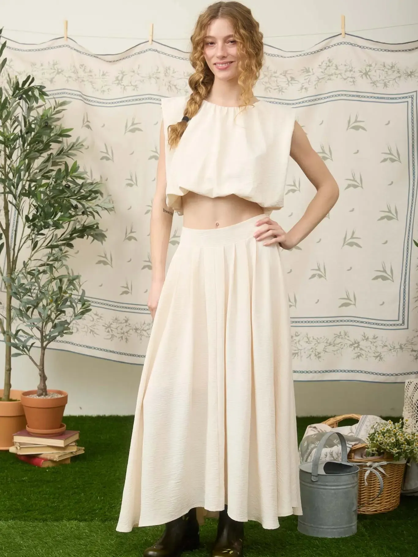 Sleeveless Balloon Crop Top- Shell sold by Sunbeam