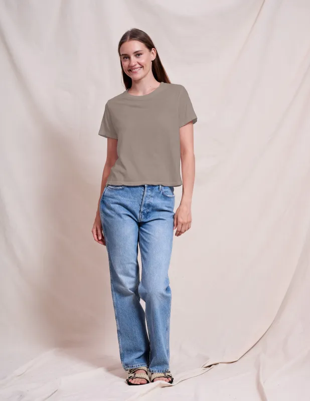 Sundry Crew Neck Tee in Fern sold by Sundry