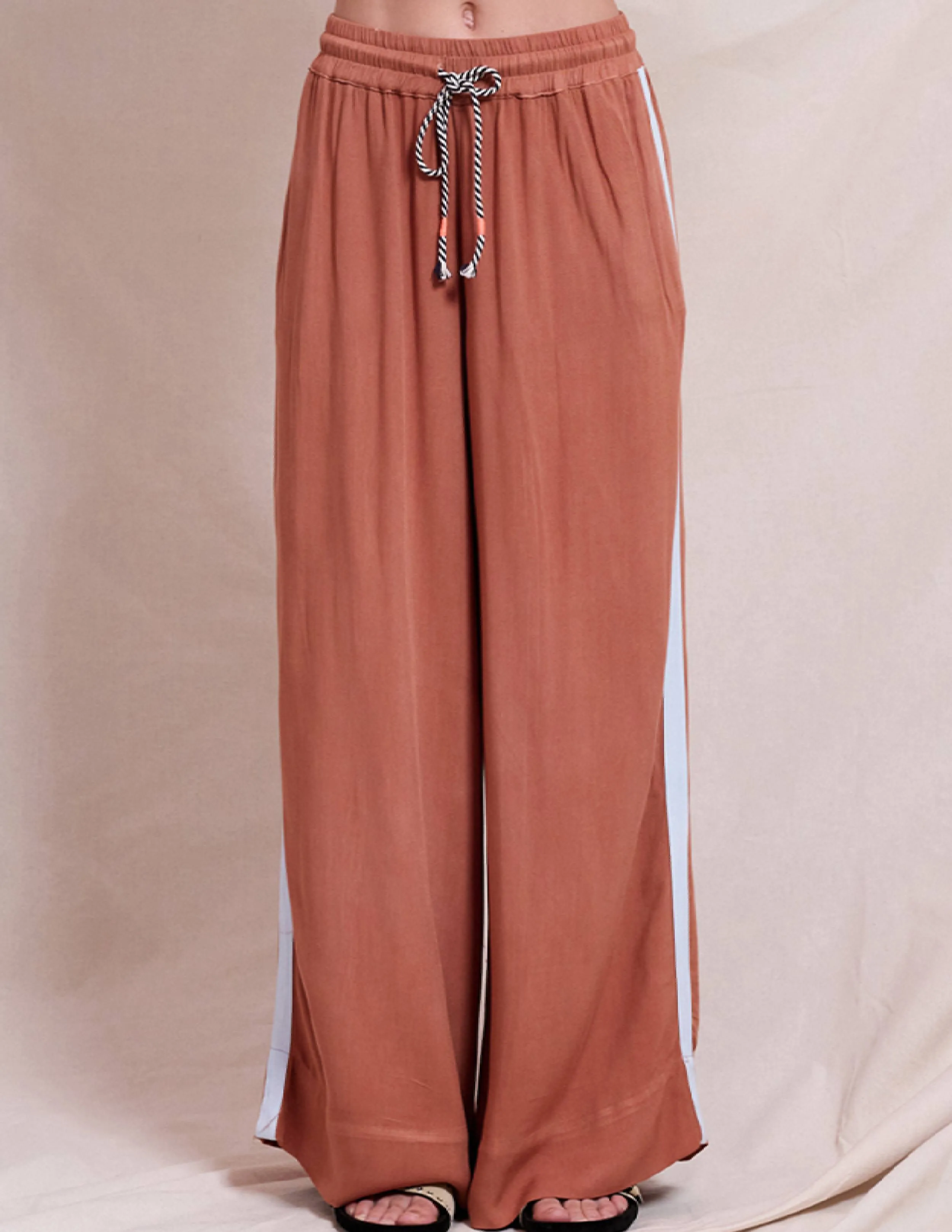 Women's Cropped Shell & Wide Leg Pant in Vintage Rust sold by Sundry product image thumbnail 4