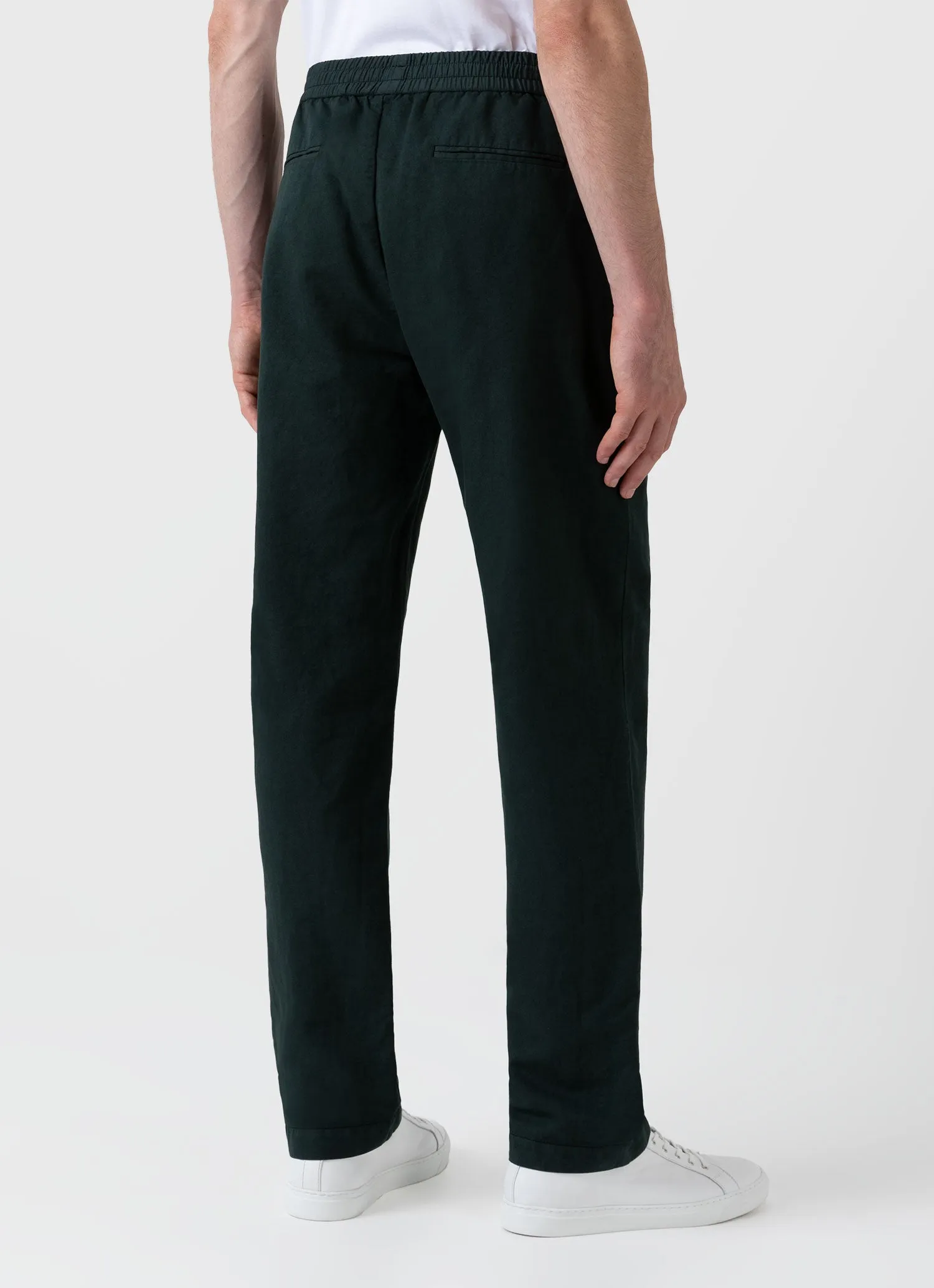 Men's Cotton Linen Drawstring Trouser in Seaweed sold by Sunspel product image thumbnail 4