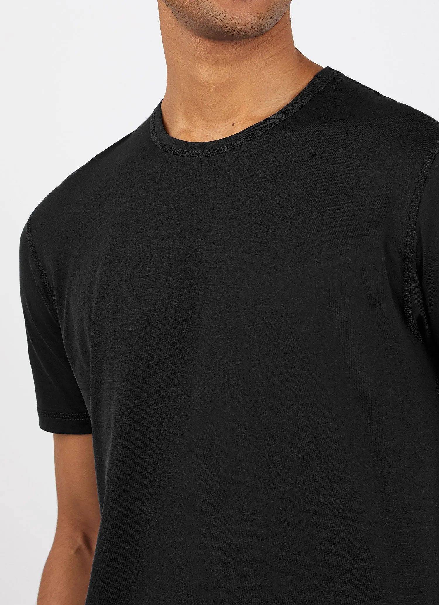 Men's DriRelease Active T Shirt in Black sold by Sunspel product image thumbnail 5