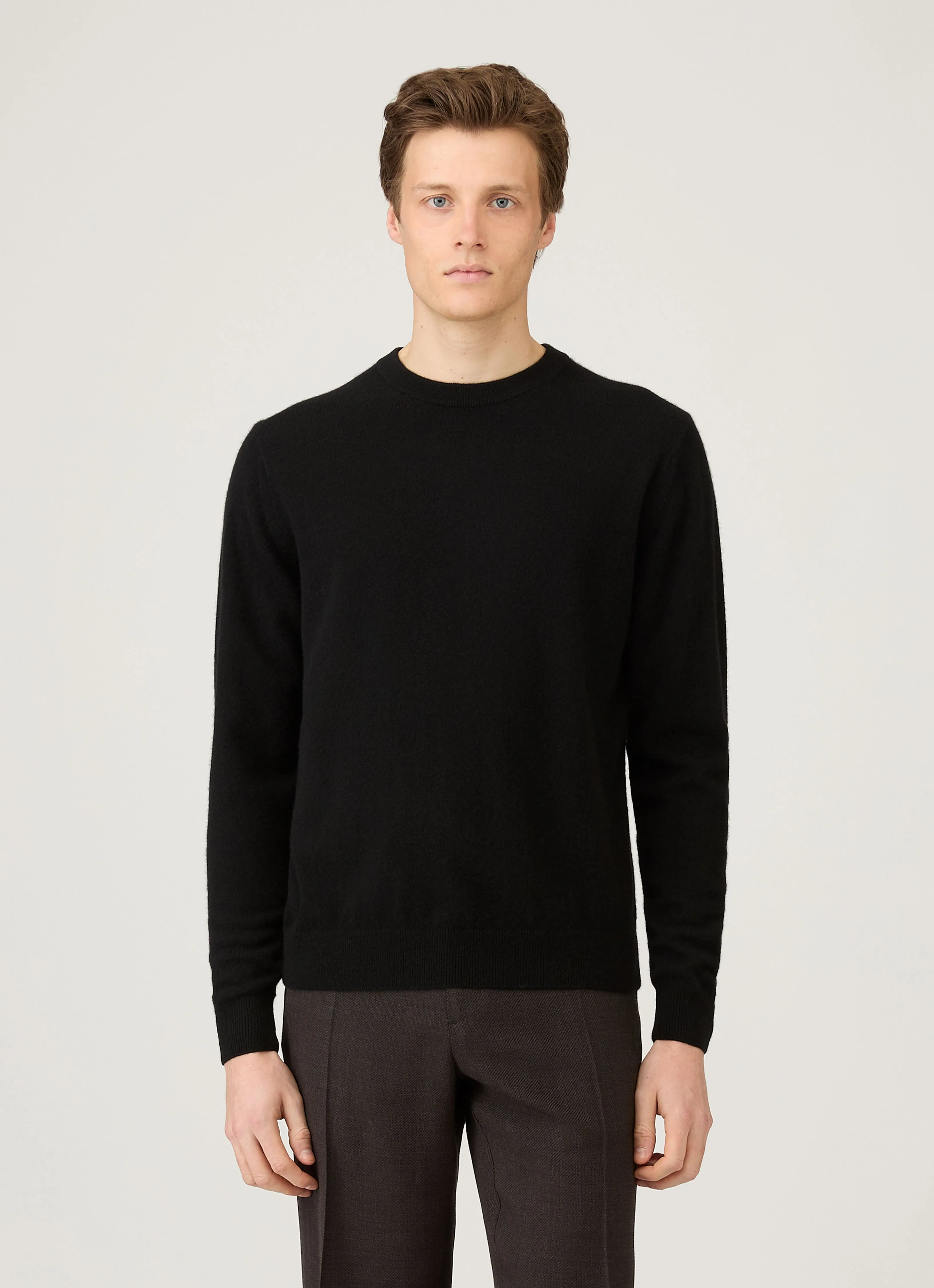 Men's Cashmere Crew Neck Jumper in Black sold by Sunspel product image thumbnail 2