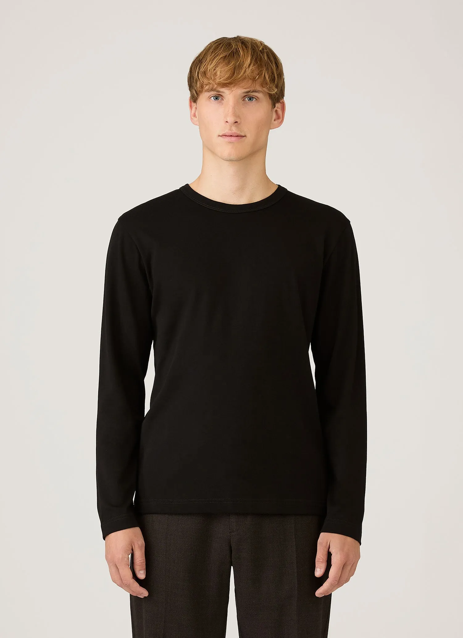 Men's Long Sleeve Heavyweight Jersey T-shirt in Black sold by Sunspel product image thumbnail 2