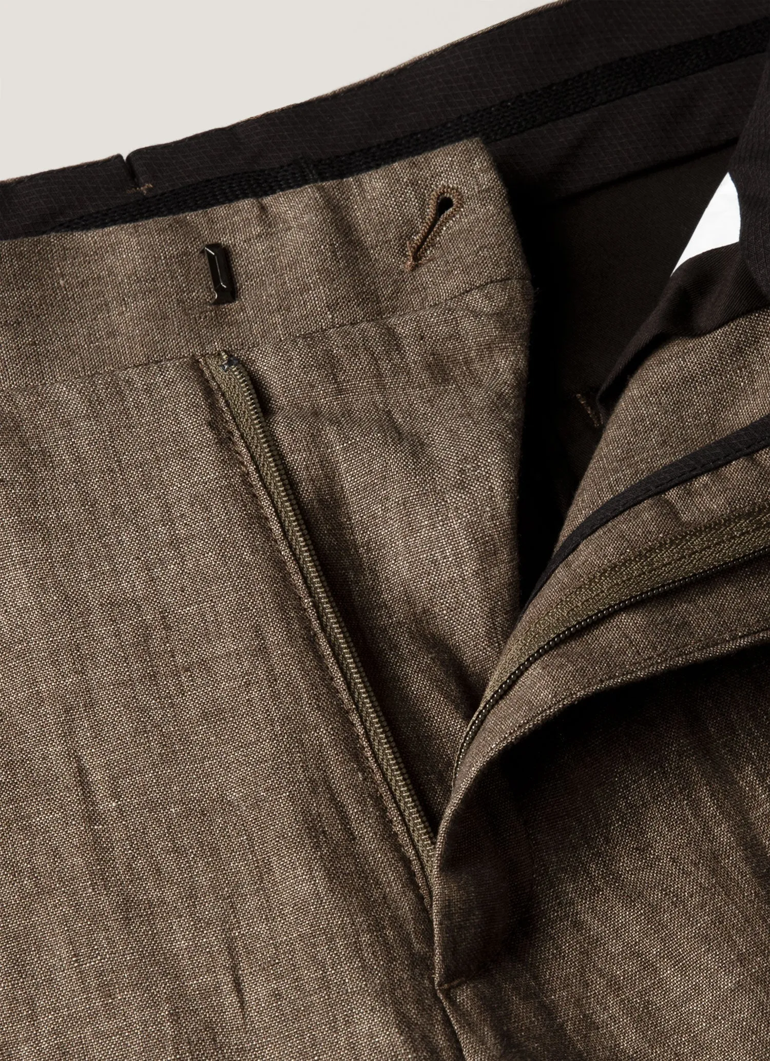 Men's Linen Trouser in Dark Walnut sold by Sunspel product image thumbnail 4