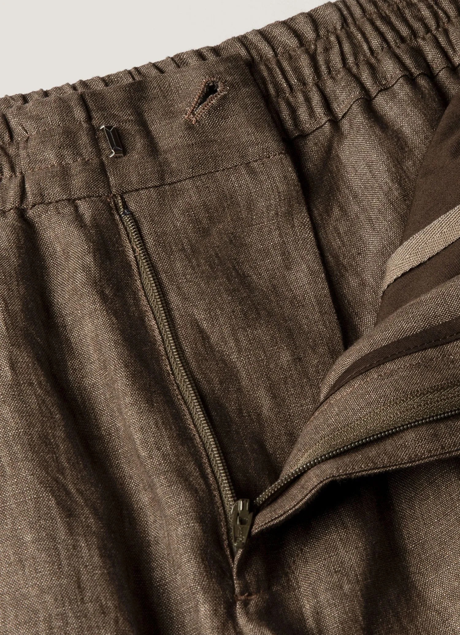 Men's Linen Drawstring Trouser in Dark Walnut sold by Sunspel product image thumbnail 4