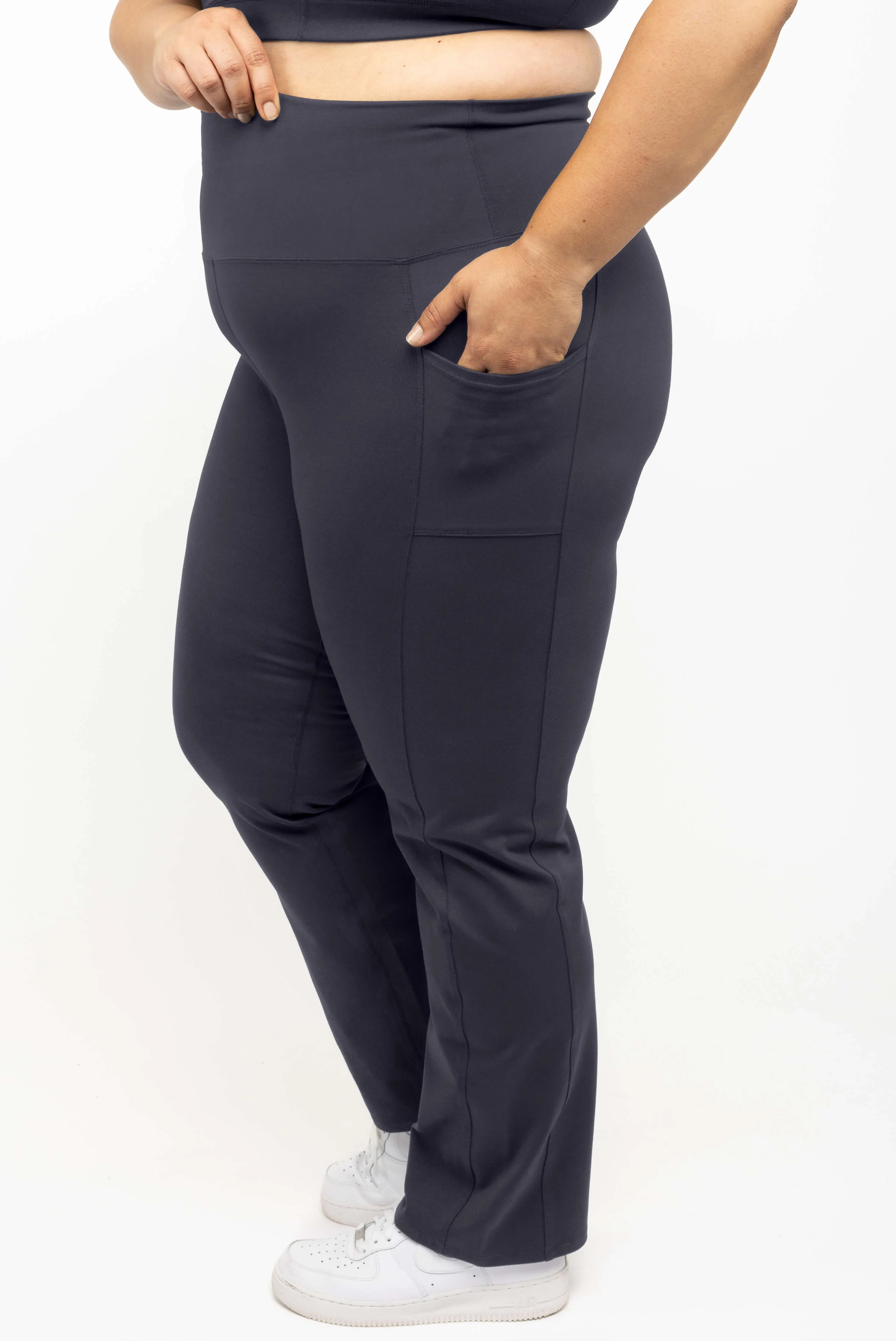Pocket Straight Leggings - Carbon sold by Superfit Hero product image thumbnail 2