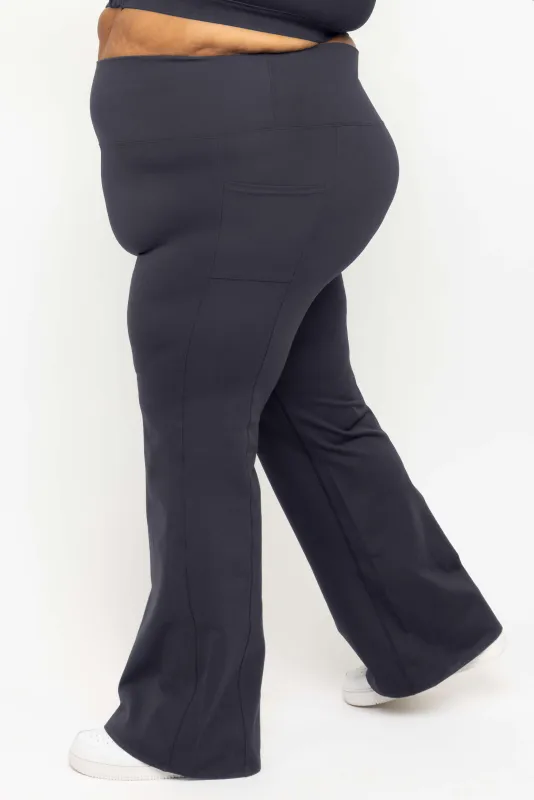 Pocket Flare Leggings - Carbon sold by Superfit Hero