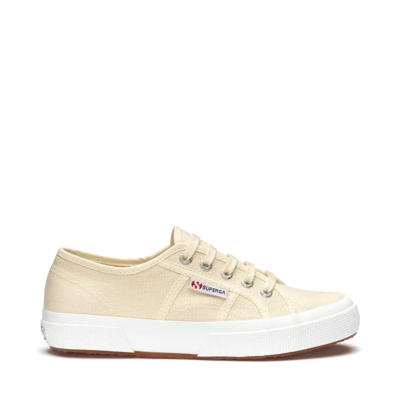 2750 Cotu Classic Sneakers - Gesso sold by Superga
