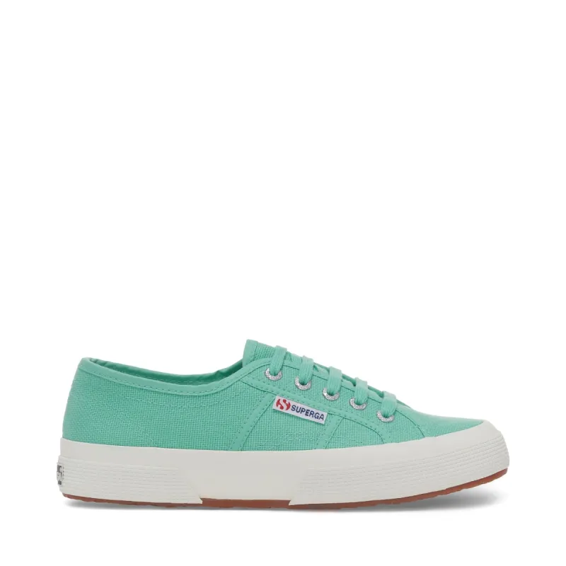 2750 Cotu Classic Sneakers - Green Water sold by Superga