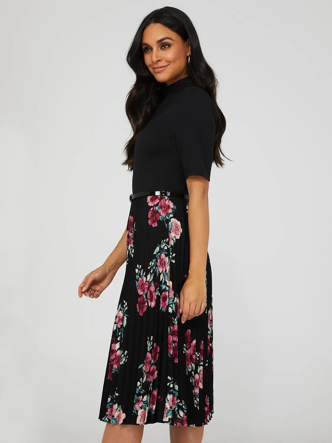 Mock Neck Midi Dress With Floral Print Pleated Skirt sold by Suzy Shier product image thumbnail 4