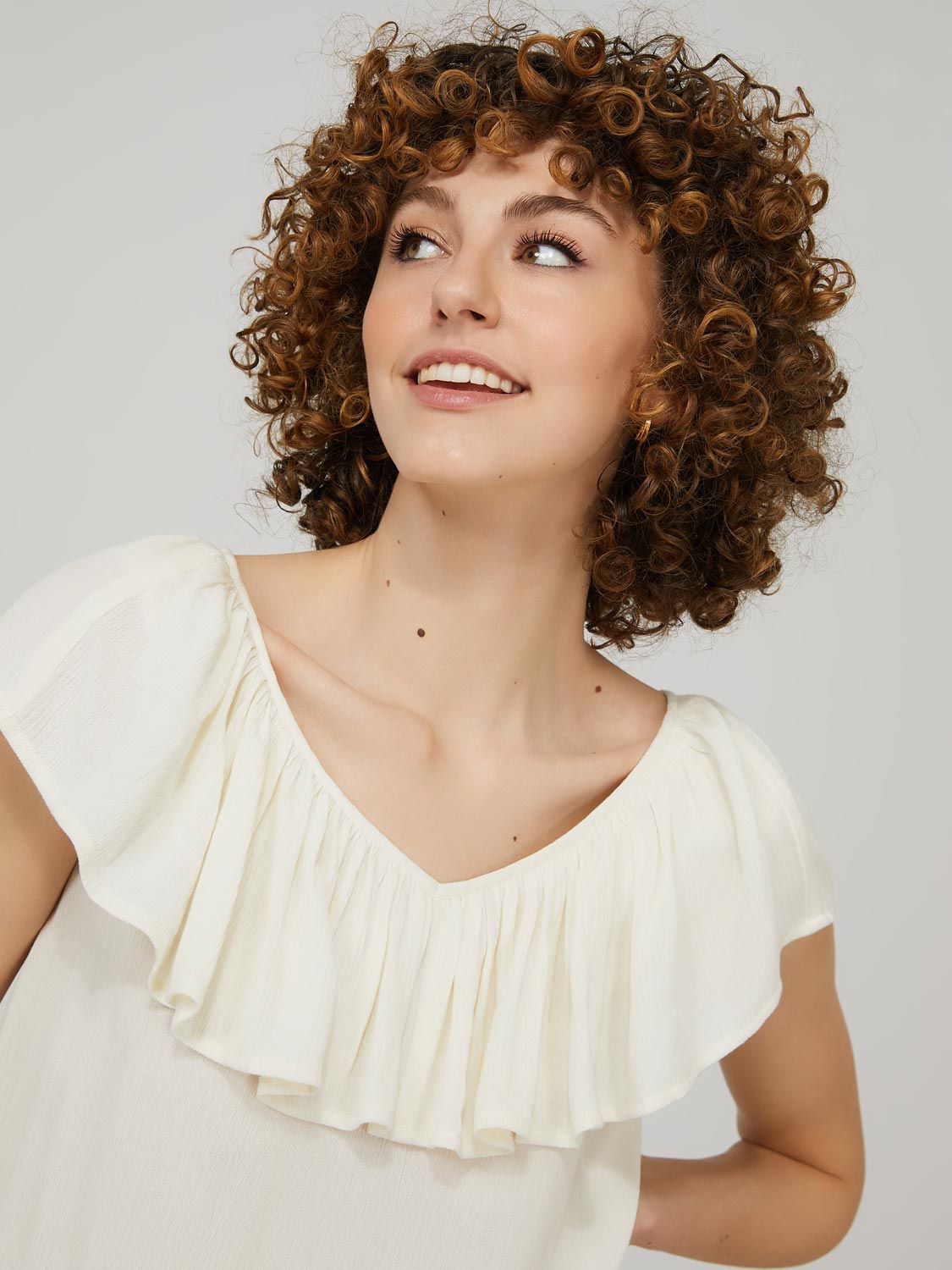 Ruffle Neckline Sleeveless Top sold by Suzy Shier product image thumbnail 2