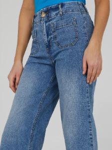 Cropped Patch Pocket Wide Leg Gaucho Pants sold by Suzy Shier