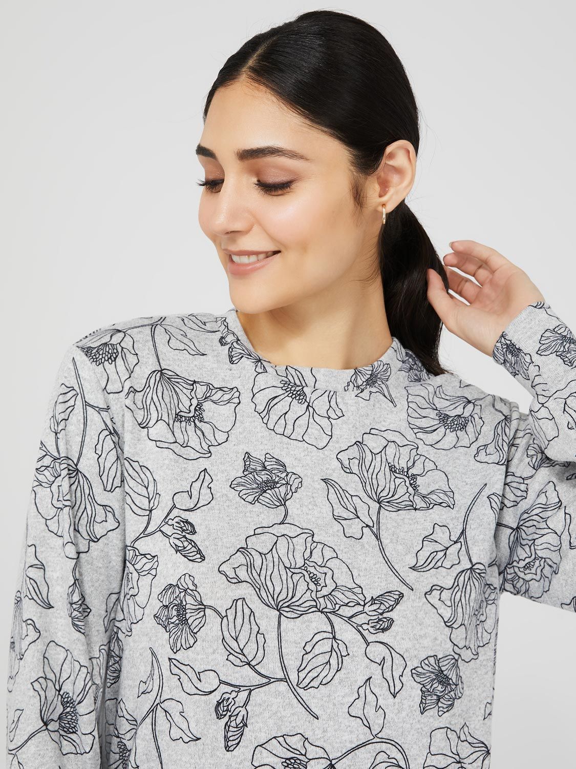 Floral Print Long Sleeve Crew Neck Top sold by Suzy Shier product image thumbnail 2