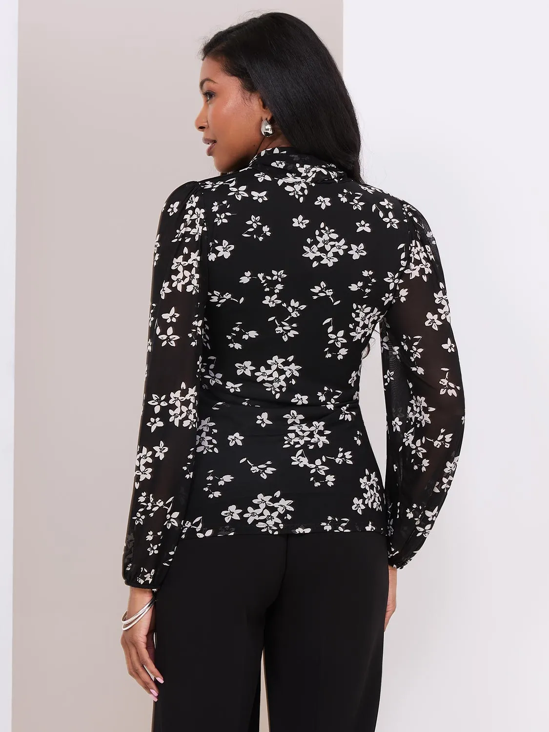 Floral Print Balloon Sleeve Turtleneck Top sold by Suzy Shier product image thumbnail 5