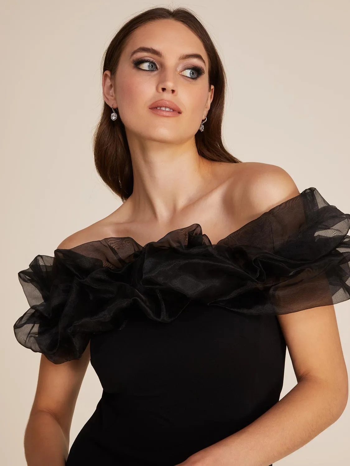 Organza Puff Off-The-Shoulder Fitted Mini Dress sold by Suzy Shier product image thumbnail 3