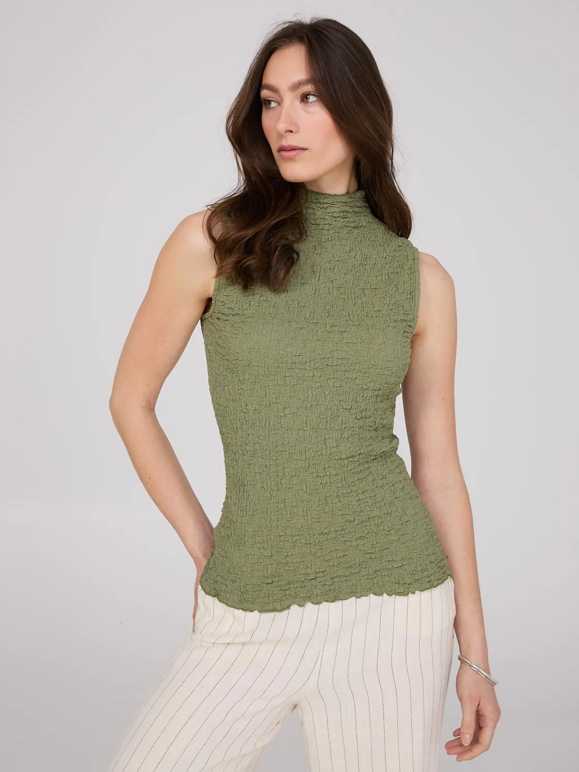 Sleeveless Textured Mock Neck Top sold by Suzy Shier product image thumbnail 3