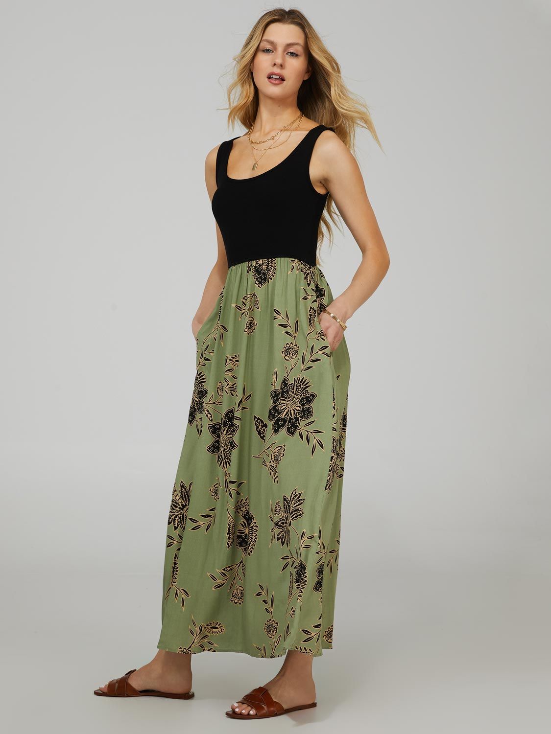 Sleeveless Printed Skirt Dress With Pockets sold by Suzy Shier product image thumbnail 3