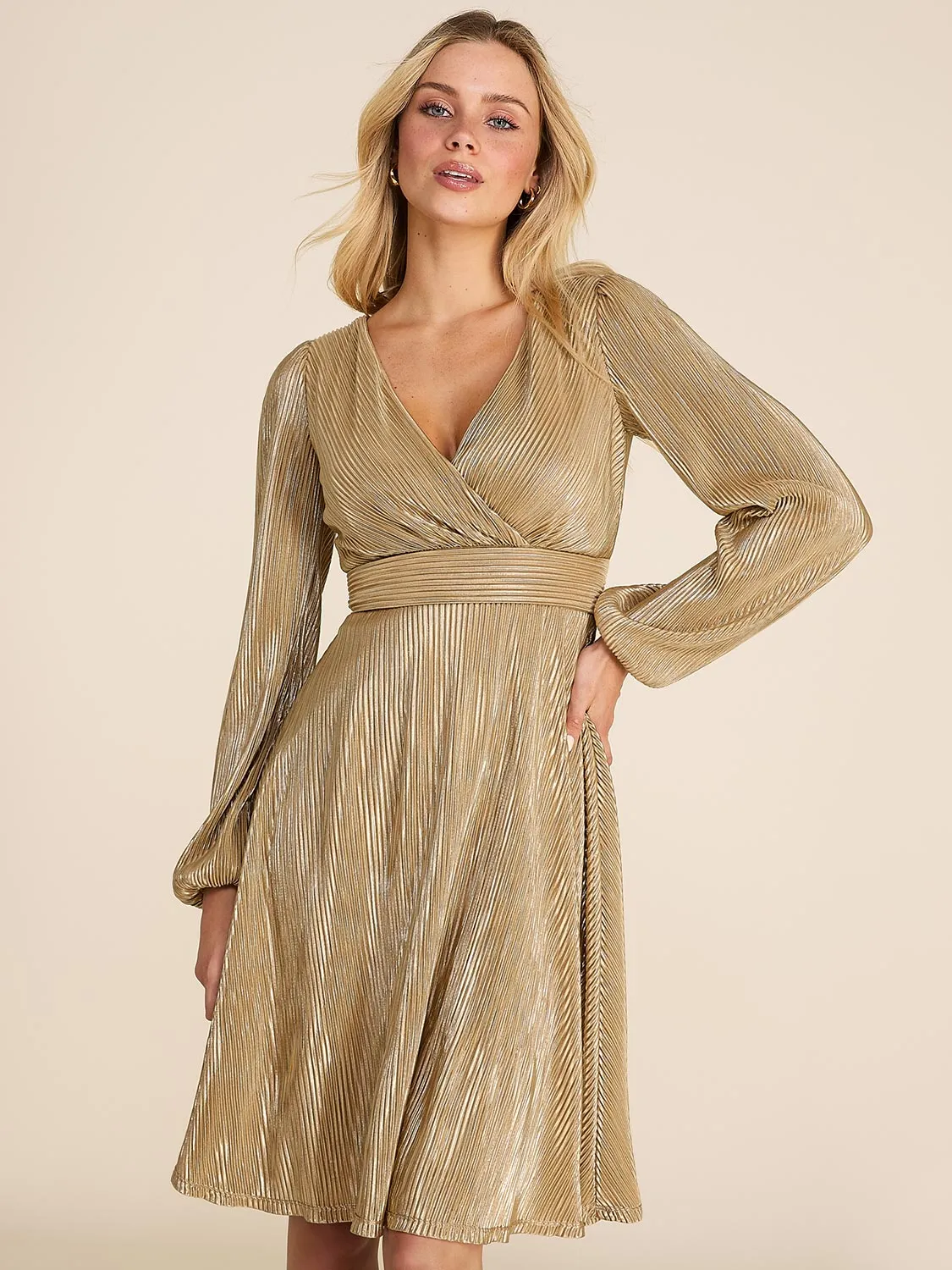 V-Neck Shiny Plissé Fit & Flare Knee Length Dress sold by Suzy Shier product image thumbnail 4