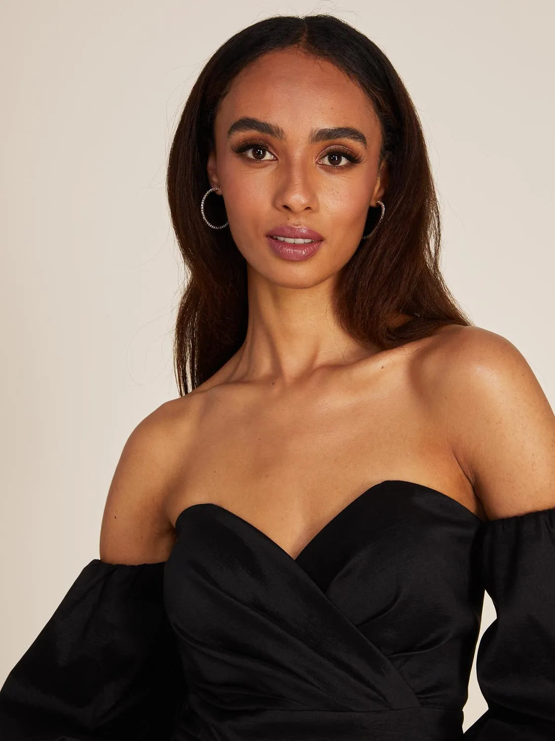 Off-The-Shoulder Puff Sleeve Mini Taffeta Bustier Dress sold by Suzy Shier product image thumbnail 4