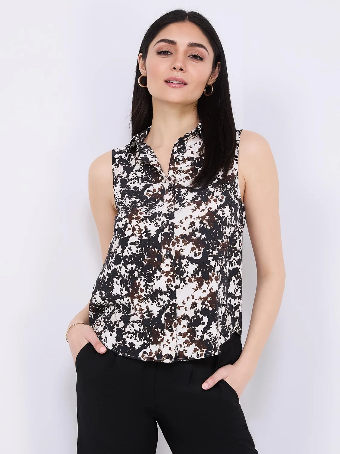 Sleeveless Animal Print Button-Front Blouse sold by Suzy Shier product image thumbnail 3