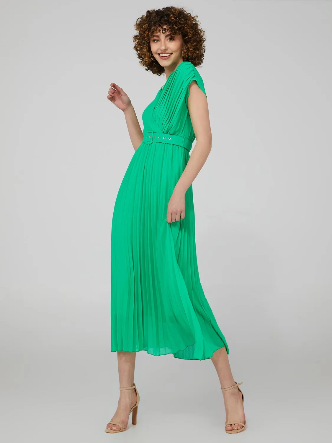 Pleated Crossover Dolman Sleeve Maxi Dress With Belt sold by Suzy Shier product image thumbnail 3